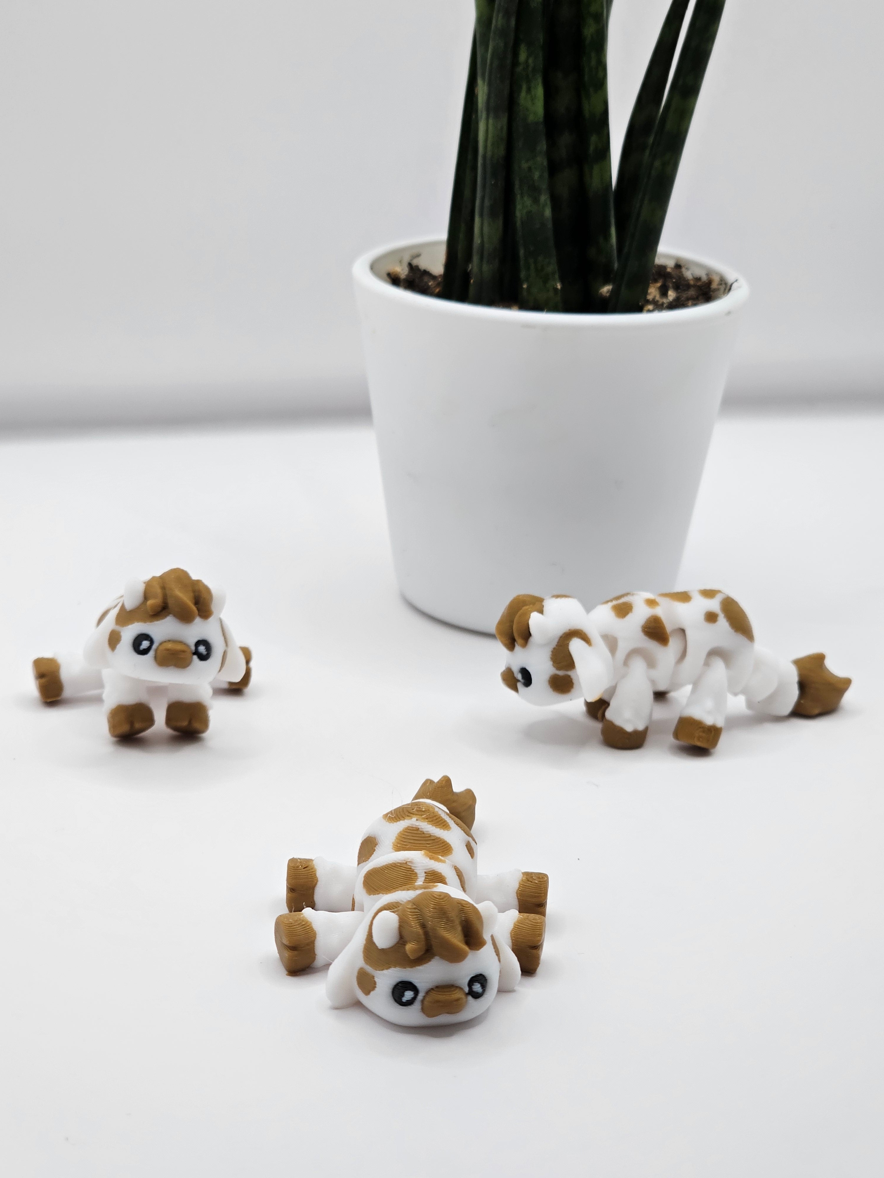 Highland Cow 3D Printed Articulating Figurine Caramel Snail Rabbit highland-cow-3d-printed-articulating-figurine-caramel-snail-rabbit