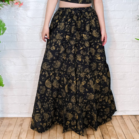 Flowy Tiered Mushroom Boho Skirt with Pockets: Black