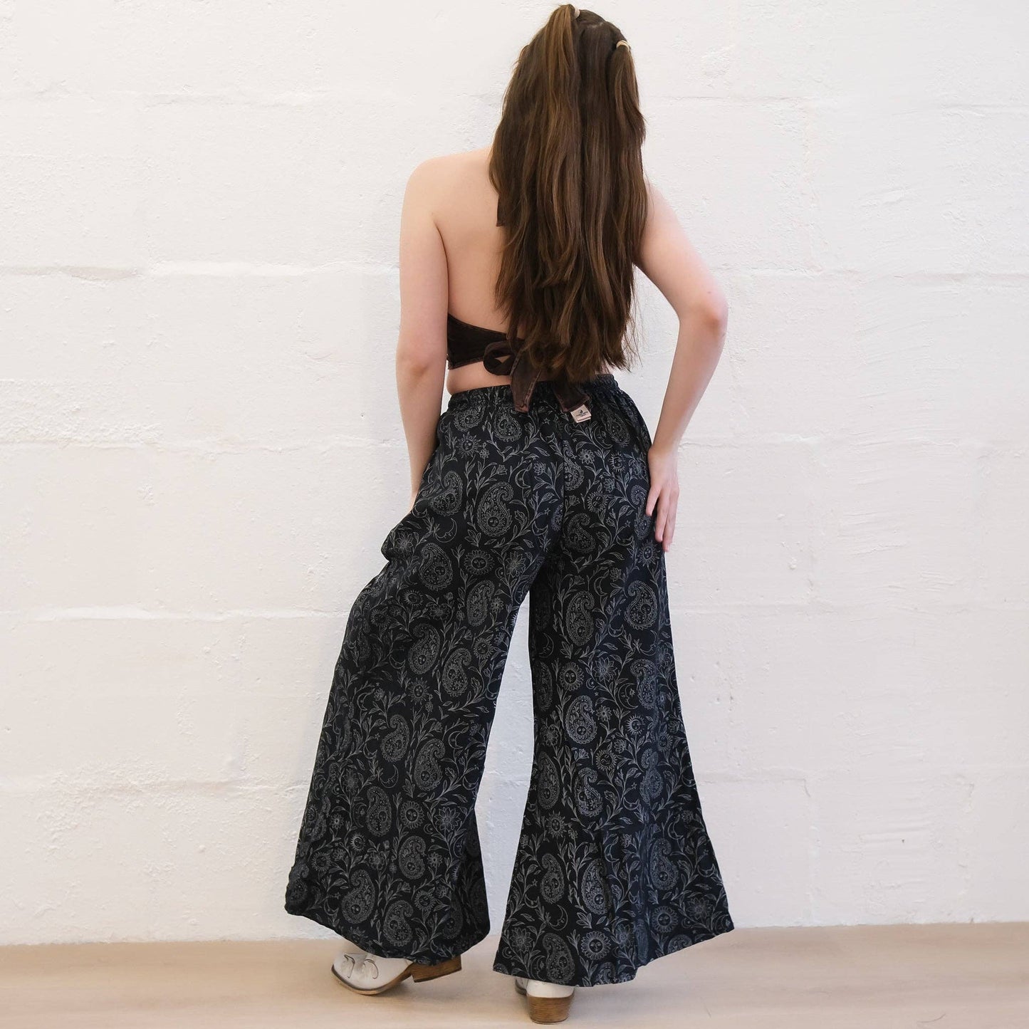 Flowy Paisley Boho Cotton Wide Leg Pants: Black / S/M