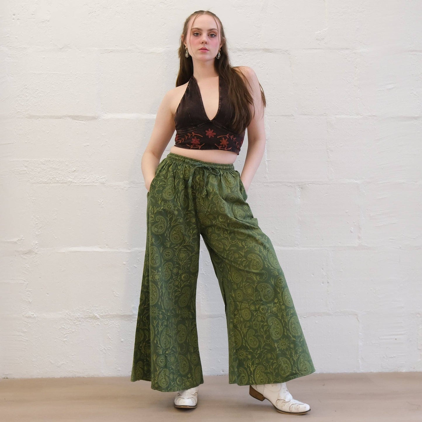 Flowy Paisley Boho Cotton Wide Leg Pants: Black / S/M